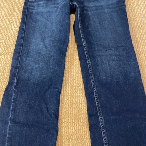 NWOT Hollister size 32x34 dark blue jeans straight cut - Picture 4 of 10